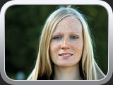 09 woman with green background